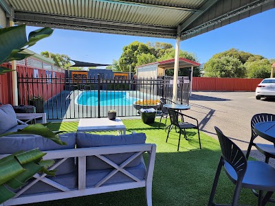 Country City Motor Inn